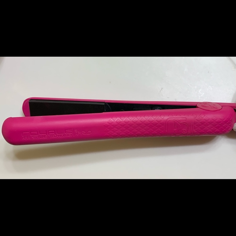 Hair straightener